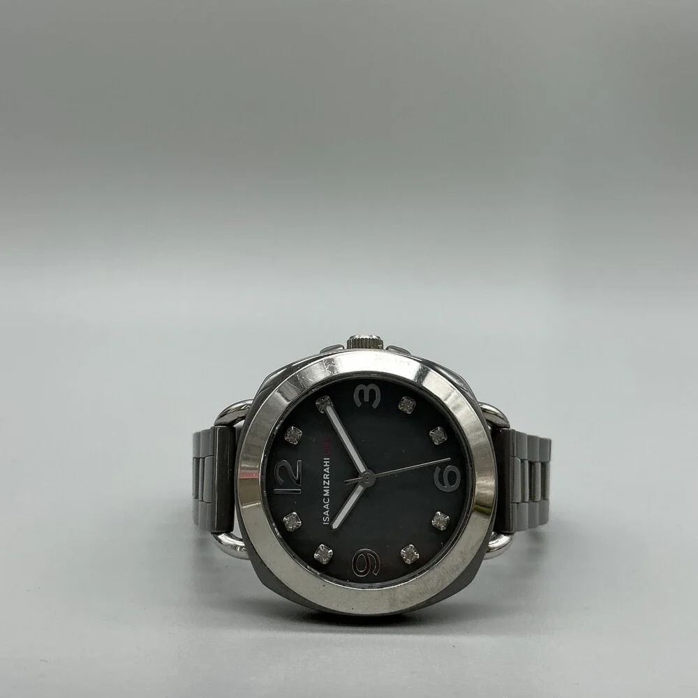 Isaac Mizrahi Live Womens Watch 35mm Gray Stainless Bracelet New Battery 7.5
